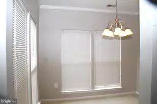 1520 North Point Dr, Reston, VA 20194 - Photo 5