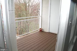 1520 North Point Dr, Reston, VA 20194 - Photo 7