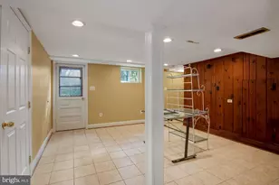 6807 Dean Dr, McLean, VA 22101 - Photo 21
