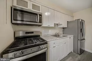 6610 E Wakefield Dr, Alexandria, VA 22307 - Photo 15