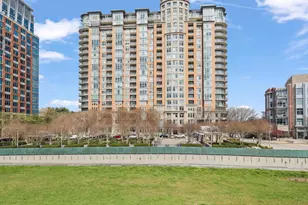 8220 Crestwood Heights Dr, McLean, VA 22102 - Photo 3