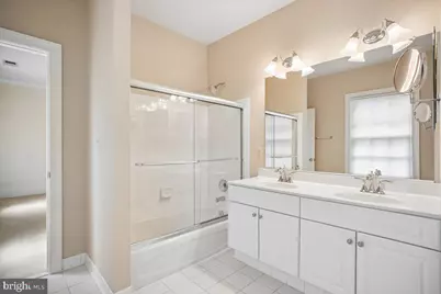 9870 Palace Green Way, Vienna, VA 22181 - Photo 43