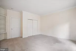 9870 Palace Green Way, Vienna, VA 22181 - Photo 41