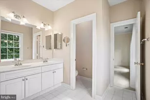 9870 Palace Green Way, Vienna, VA 22181 - Photo 45