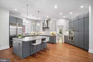 9870 Palace Green Way, Vienna, VA 22181 - Photo 13