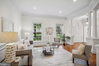 9870 Palace Green Way, Vienna, VA 22181 - Photo 5