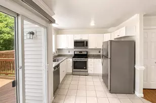 14133 Autumn Cir, Centreville, VA 20121 - Photo 7