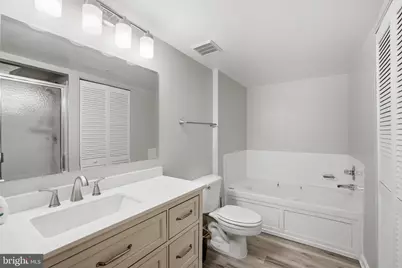 2720 Bellforest Court #401, Vienna, VA 22180 - Photo 27