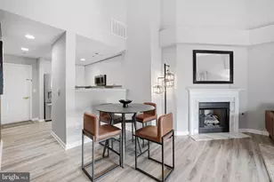 2720 Bellforest Ct, Vienna, VA 22180 - Photo 15