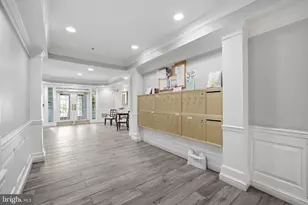 2720 Bellforest Ct, Vienna, VA 22180 - Photo 7