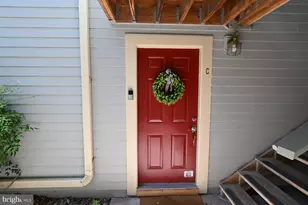 2220 Springwood Dr, Reston, VA 20191 - Photo 65