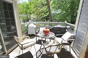 2220 Springwood Dr, Reston, VA 20191 - Photo 39