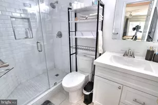 2220 Springwood Dr, Reston, VA 20191 - Photo 7
