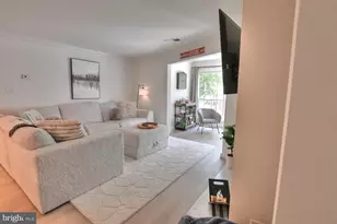 2220 Springwood Dr, Reston, VA 20191 - Photo 19