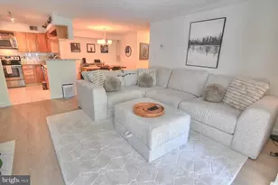 2220 Springwood Dr, Reston, VA 20191 - Photo 15