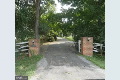 8971 Fort Hunt Road, Alexandria, VA 22308 - Photo 1