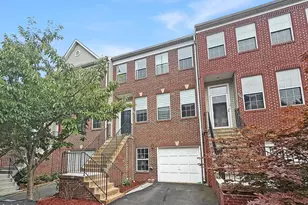 2535 James Monroe Cir, Herndon, VA 20171 - Photo 1