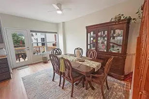 2535 James Monroe Cir, Herndon, VA 20171 - Photo 5