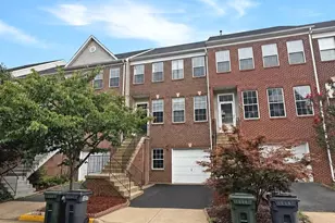 2535 James Monroe Cir, Herndon, VA 20171 - Photo 21