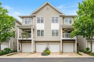 12895 Fair Briar Ln, Fairfax, VA 22033 - Photo 1
