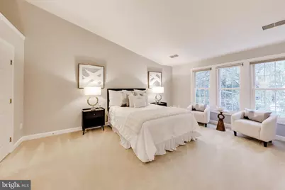 8026 Kidwell Town Court, Vienna, VA 22182 - Photo 19