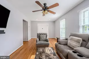 2320 Rosedown Dr, Reston, VA 20191 - Photo 9
