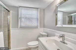 12805 Point Pleasant Dr, Fairfax, VA 22033 - Photo 31