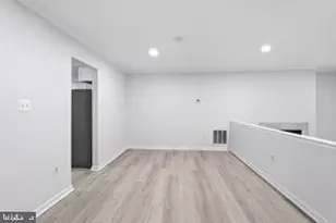 3977 Burning Bush Ct, Fairfax, VA 22033 - Photo 13