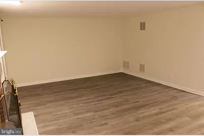 9685 Woodhenge Court, Burke, VA 22015 - Photo 27