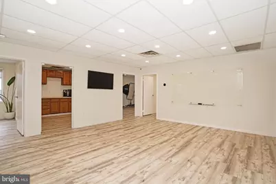 8304 Old Courthouse Road #14, Vienna, VA 22182 - Photo 9