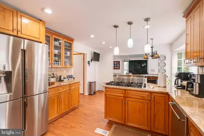 2906 Cedar Lane, Vienna, VA 22180 - Photo 11