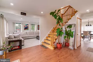 2906 Cedar Ln, Vienna, VA 22180 - Photo 5
