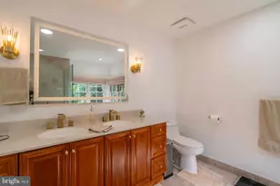 2906 Cedar Ln, Vienna, VA 22180 - Photo 25