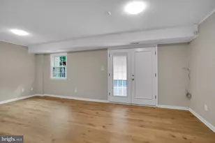 9107 Bowler Dr, Fairfax, VA 22031 - Photo 29