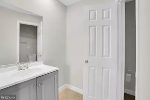 9107 Bowler Dr, Fairfax, VA 22031 - Photo 25