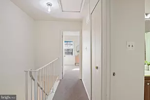 2762 Stone Hollow Dr, Vienna, VA 22180 - Photo 15