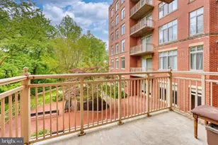 4480 Market Commons Dr, Fairfax, VA 22033 - Photo 21