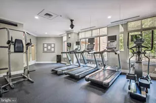 4480 Market Commons Dr, Fairfax, VA 22033 - Photo 29