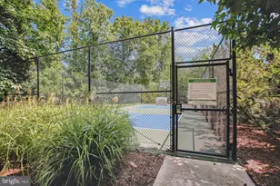 4480 Market Commons Dr, Fairfax, VA 22033 - Photo 31