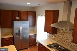 3059 Waterloo Ln, Fairfax, VA 22031 - Photo 7