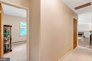 5315 Summit Dr, Fairfax, VA 22030 - Photo 25
