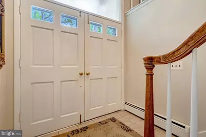 5315 Summit Drive, Fairfax, VA 22030 - Photo 9