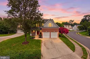 3738 Freehill Ln, Fairfax, VA 22033 - Photo 1