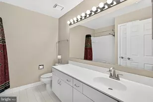 11201 Pavilion Club Ct, Reston, VA 20194 - Photo 61
