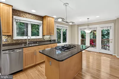 11201 Pavilion Club Court, Reston, VA 20194 - Photo 27