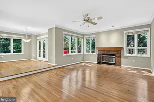 11201 Pavilion Club Ct, Reston, VA 20194 - Photo 37