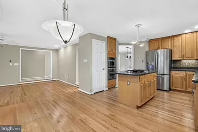 11201 Pavilion Club Court, Reston, VA 20194 - Photo 35
