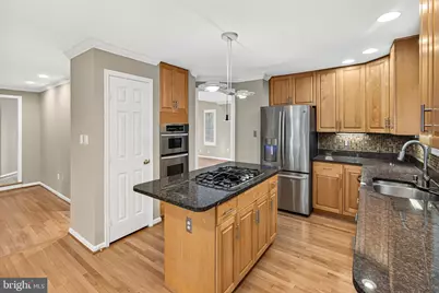 11201 Pavilion Club Court, Reston, VA 20194 - Photo 29
