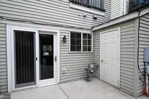2423 Dew Meadow Ct, Herndon, VA 20171 - Photo 15