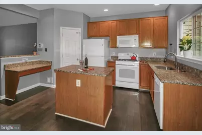 2423 Dew Meadow Court, Herndon, VA 20171 - Photo 7